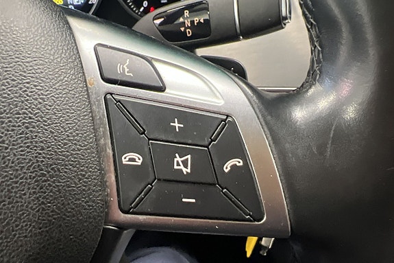 Mercedes-Benz E220 18 of 20