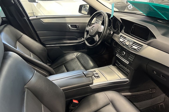 Mercedes-Benz E220 8 of 20