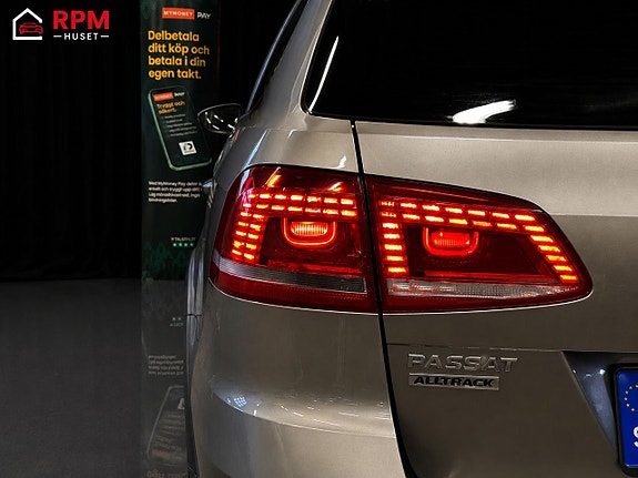 Volkswagen Passat Alltrack 8 of 22