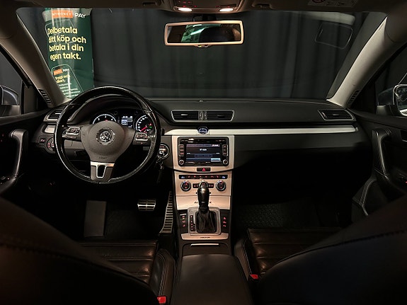Volkswagen Passat Alltrack 13 of 22