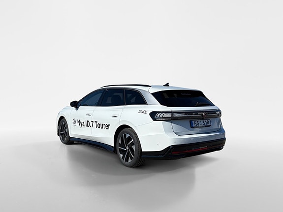 Volkswagen ID.7 5 of 5