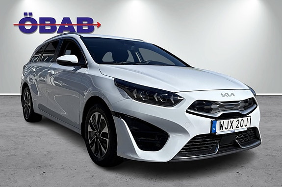 Kia Ceed 3 of 12