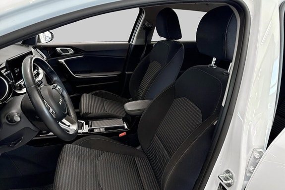 Kia Ceed 8 of 12
