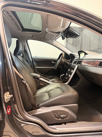 Volvo S80 11 of 14