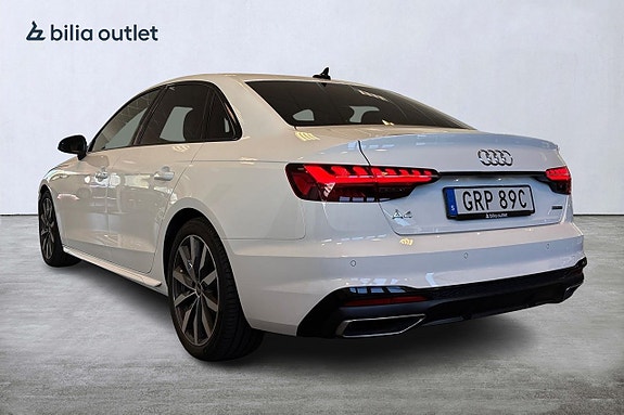 Audi A4 4 of 5