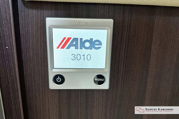 Bürstner Argos 747 ALDE/6-bältad /7 Bäddar / Ugn/ BRA UTRUSTAD 28 of 30
