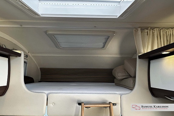 Bürstner Argos 747 ALDE/6-bältad /7 Bäddar / Ugn/ BRA UTRUSTAD 16 of 30