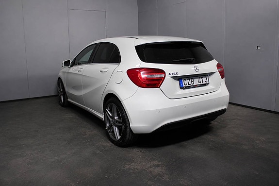 Mercedes-Benz A180 3 of 5