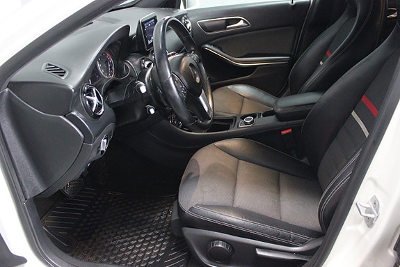 Mercedes-Benz A180 8 of 23