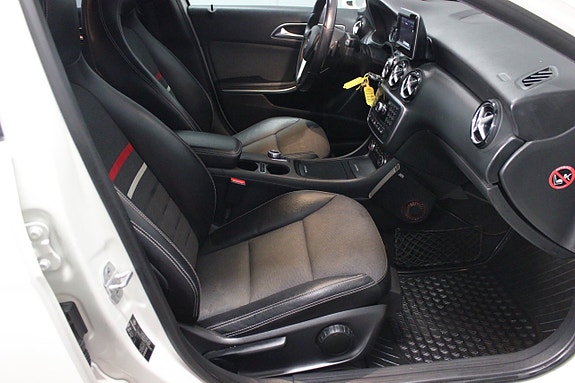 Mercedes-Benz A180 9 of 23