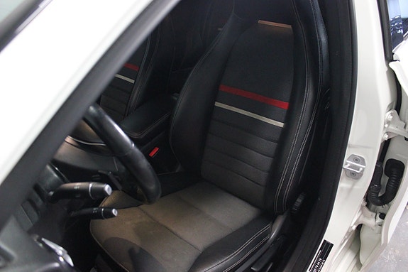 Mercedes-Benz A180 21 of 23
