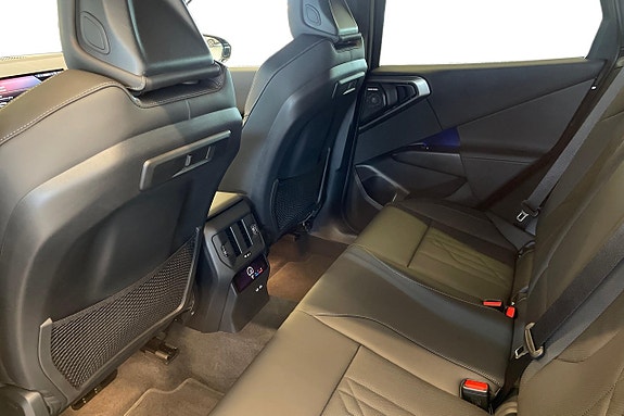 BMW X3 11 of 19