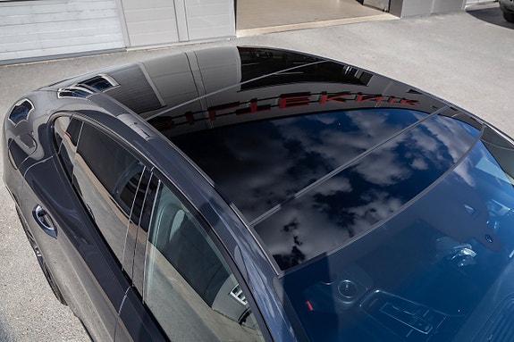 Porsche Panamera 4 5 of 5