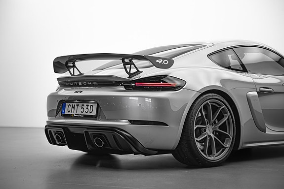 Porsche 718 Cayman GT4 Clubsport 11 of 19