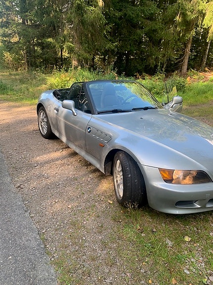 BMW Z3 2 of 5