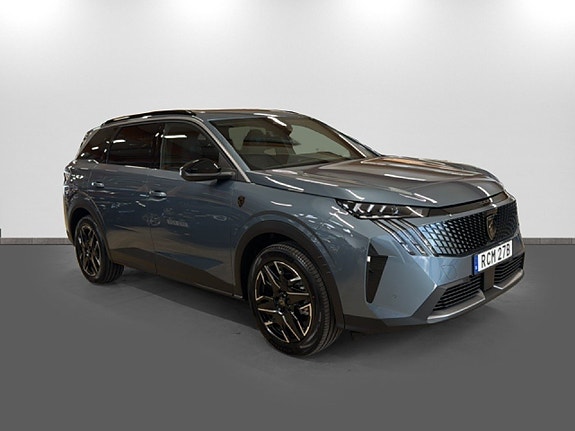 Peugeot 5008 3 of 5