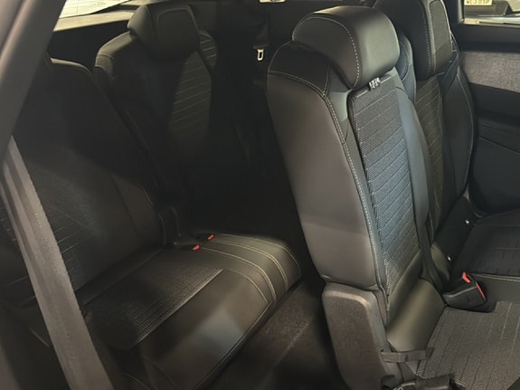 Peugeot 5008 16 of 22