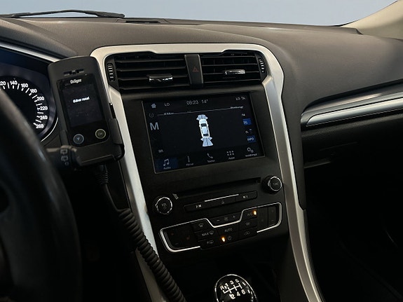 Ford Mondeo 11 of 19