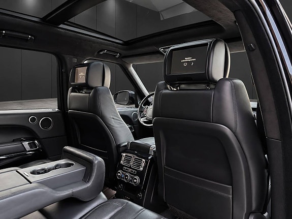 Land Rover Range Rover 16 of 24