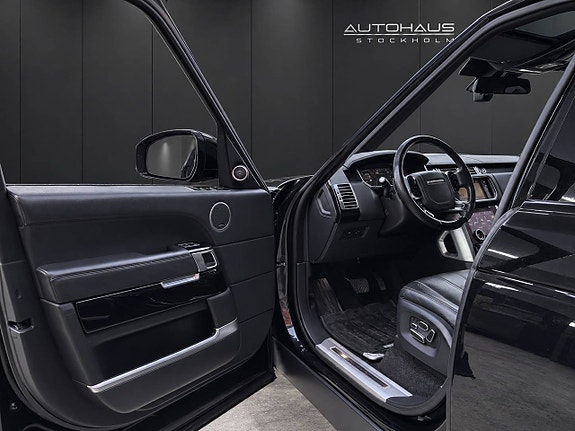 Land Rover Range Rover 9 of 24