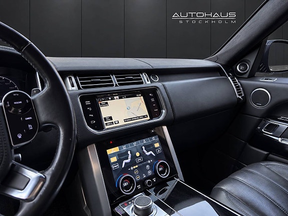 Land Rover Range Rover 15 of 24