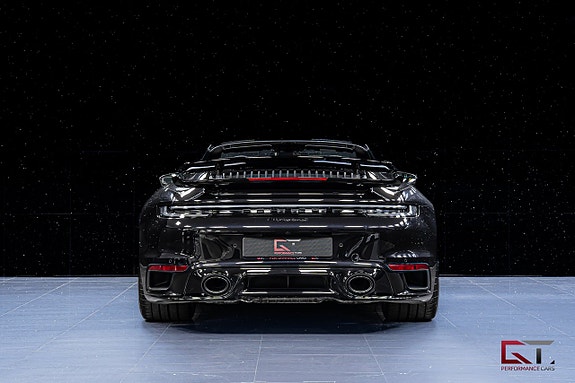 Porsche 911 Turbo S 9 of 27
