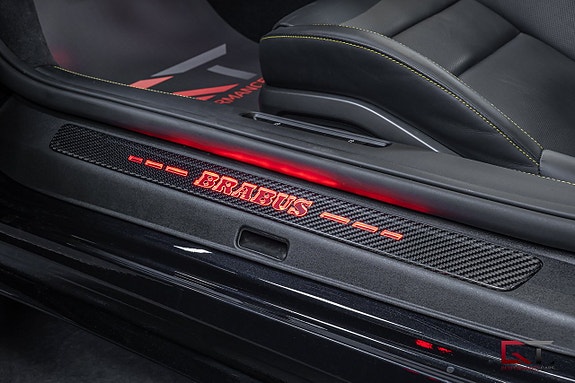 Porsche 911 Turbo S 12 of 27