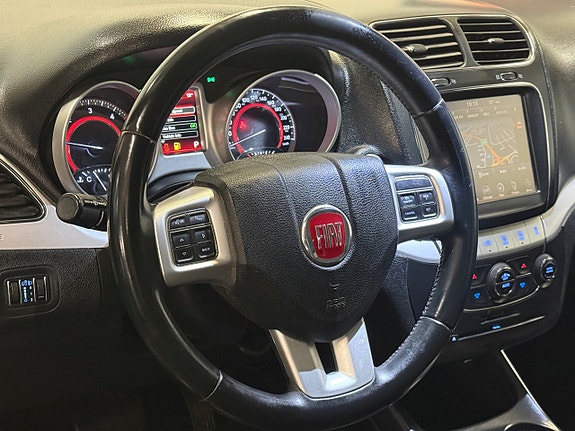 Fiat Freemont 11 of 27