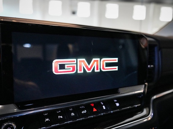 GMC Sierra 17 of 23