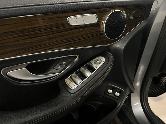 Mercedes-Benz GLC220 d 9 of 26