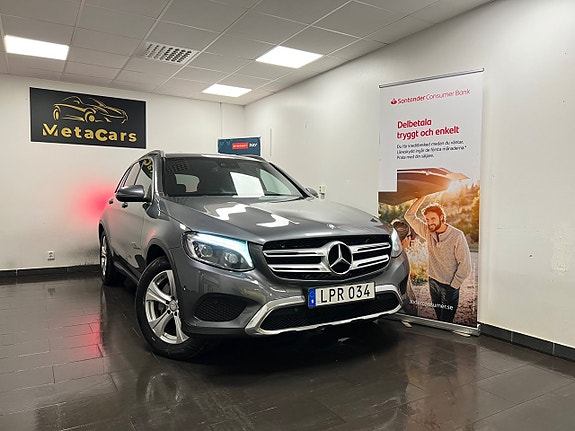 Mercedes-Benz GLC220 d 2 of 5