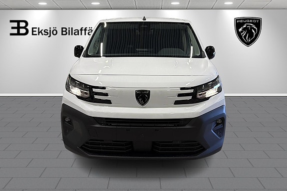 Peugeot e-Partner 2 of 5