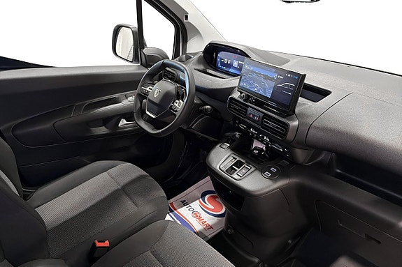 Peugeot e-Partner 12 of 19