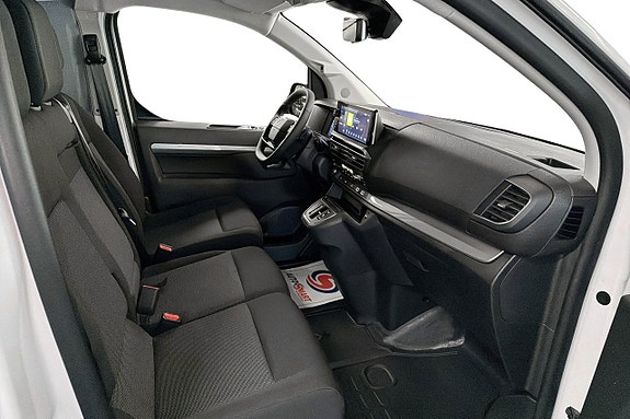 Peugeot e-Expert 11 of 19
