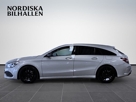 Mercedes-Benz CLA250 4 of 5