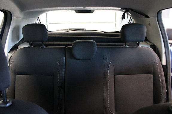 Dacia Sandero 12 of 16