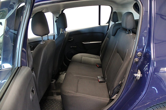 Dacia Sandero 11 of 16