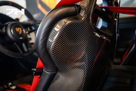 Porsche 911 GT3 RS 19 of 27