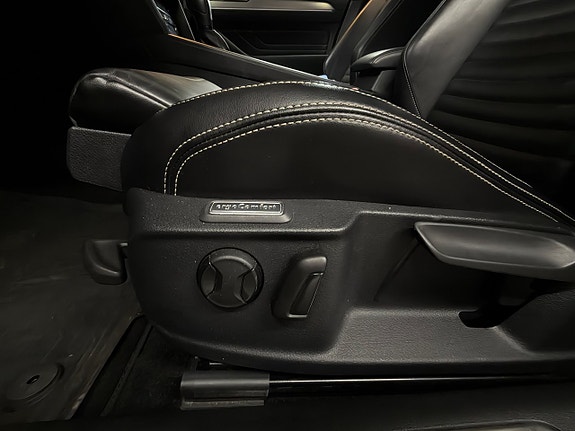 Volkswagen Passat Alltrack 17 of 29