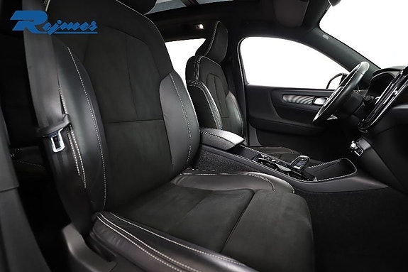Volvo XC40 28 of 30