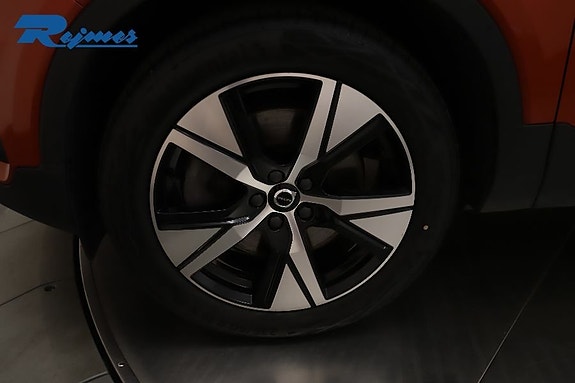 Volvo XC40 18 of 30
