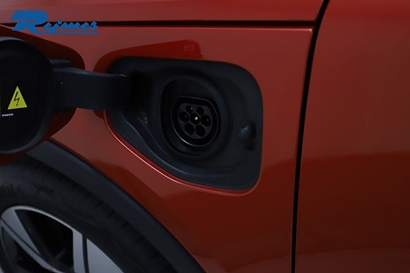 Volvo XC40 17 of 30
