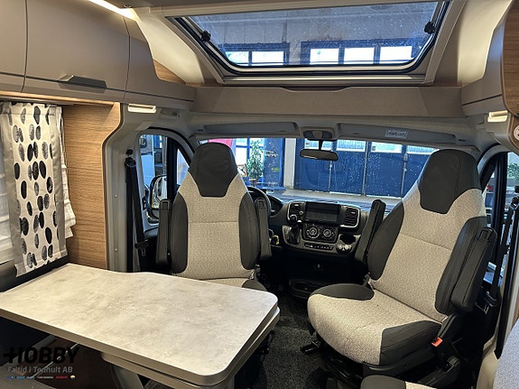 Knaus Van TI Vansation 650 MEG 8 of 18