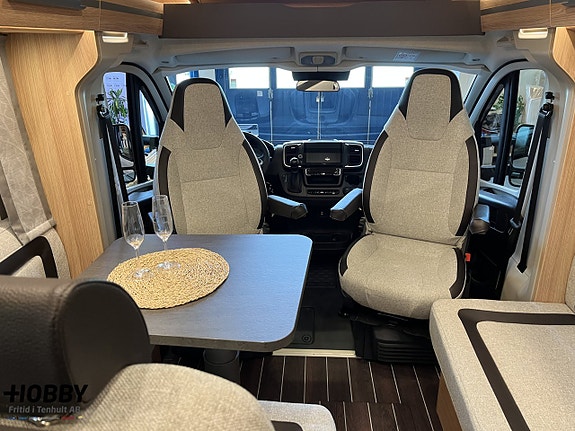 Knaus Sky TI Platinum Selection 650 MF 13 of 19
