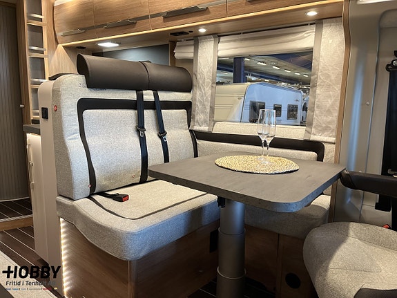 Knaus Sky TI Platinum Selection 650 MF 7 of 19