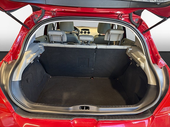 Peugeot 308 11 of 15