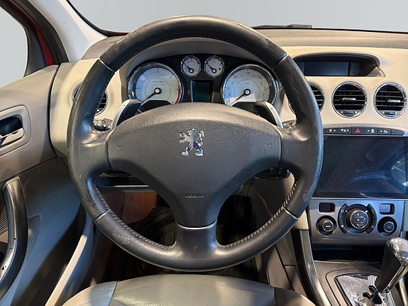 Peugeot 308 12 of 15