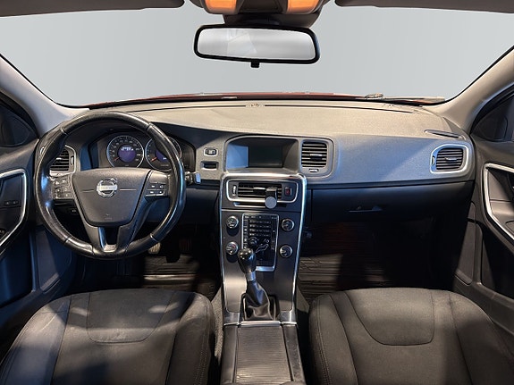 Volvo S60 9 of 14