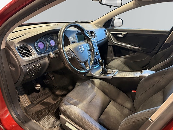 Volvo S60 7 of 14