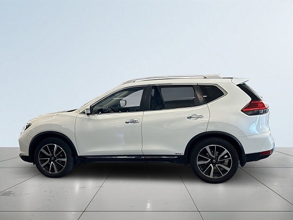 Nissan X-Trail 4 of 5
